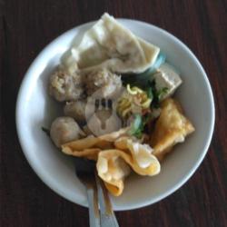 Bakso Sapi Campur Komplit