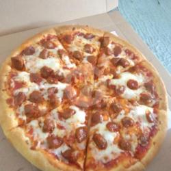 6 Slice Pizza Medium Beef Meatball