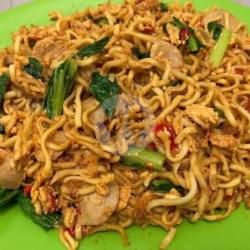 Mie Goreng Ayam Bakso Sapi Telor