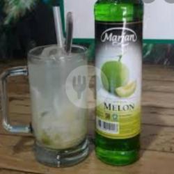 Es Kelapa Muda Sirup Melon Susu