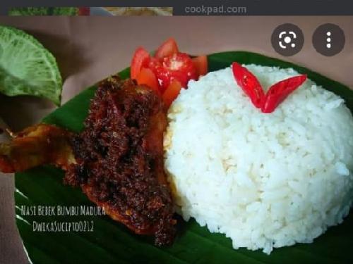 BEBEK DAN AYAM BUMBU HITAM KHAS MADURA