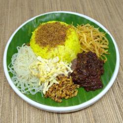 Nasi Kuning Daging