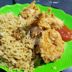 Bakekok Crispy   Mie Goreng