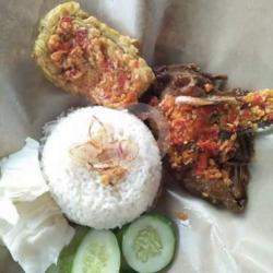 Ayam Goreng Sambel Jingkrak ( Dada )