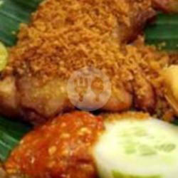 Ayam Kremesan Sambal Penyet