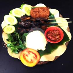 Sate Ati Ampela Paket Dengan Sambal, Tempe / Tahu , Lalapan   Nasi