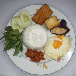 Paket 4t (tahu Tempe Terong Telur)