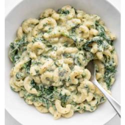 Creamy Pesto Mac With Spinachs