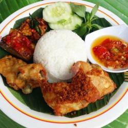 Paket Ayam Penyet Negeri