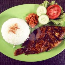 Ikan Nila Bakar   Nasi