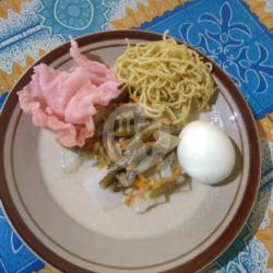 Ketupat Gulai Touco Lengkap