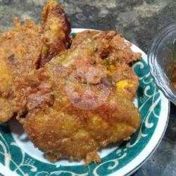 Pecel Ayam Selimut Telur