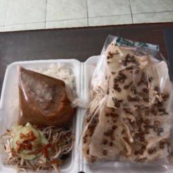 Paket. Nasi   Sambel Tumpang  Peyek