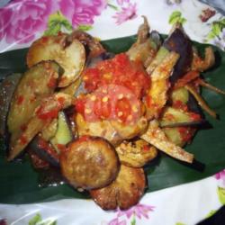 Ikan Asin Jengkol Sambal Lado   Nasi