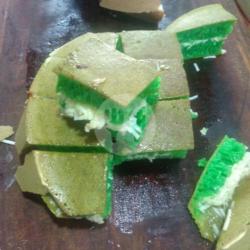 Martabak Manis Pandan Keju