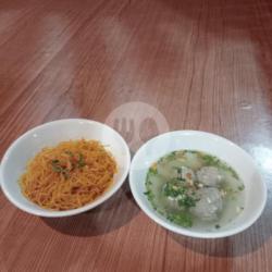 Baso Kuah Bihun Yamin Manis