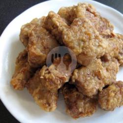 Nasi   Karaage Dan Coleslaw Salad