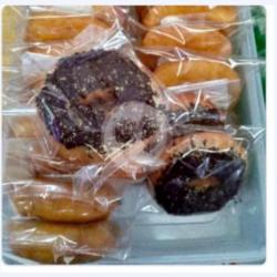 Donat Kentang Coklat