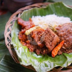 Gudeg Krecek Tahu Tempe Bacem   Nasi   Peyek