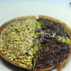 Martabak Spesial Durian Kacang Coklat