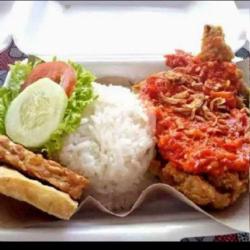 Nasi   Ayam Geprek Sambal Terasi Goreng