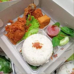 Nasi Ayam Kremes Sayap