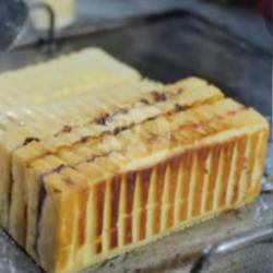 Roti Bakar Mesis