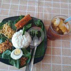 Paket Nasi Jenggo Ayam