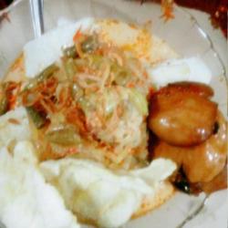 Ketupat Sayur Jengkol