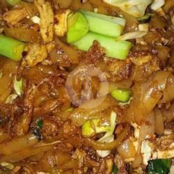 Kwetiaw Goreng Pete Ayam