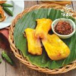 Singkong Goreng Sambal Roa Gorontalo