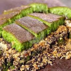 Martabak Pandan Kacang Coklat Wijen