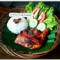 Nasi Ayam Bakar Lada Hitam Sambal Lalapan