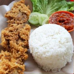 Bandeng Presto Kremes  Nasi