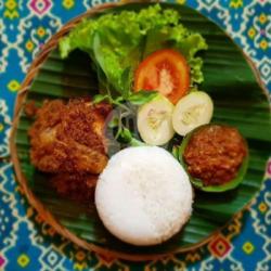 Nasi Ayam Goreng Rempah Jumbo
