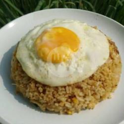 Nasi Goreng Telor Ceplok Suwir Ayam