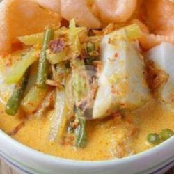 Lontong Sayur Gorengan