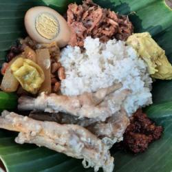 Nasi Gudeg Ceker Komplet