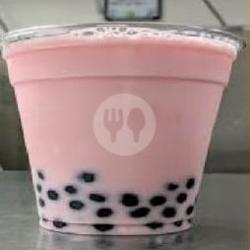 Ice Strawberry Milk Boba