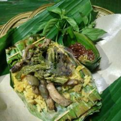 Nasi Bakar Cumi