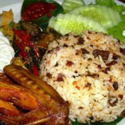 Paket Nasi Tutug Oncom (ayam Goreng/bakar,tahu Tempe Lalap Sambel