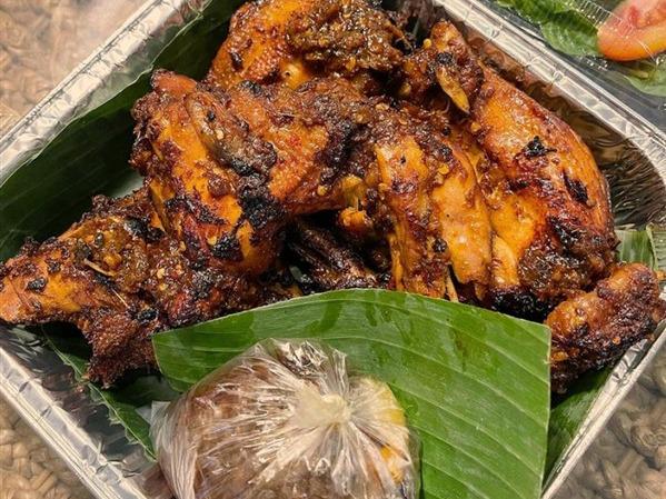 Ayam Bakar Artomoro, Ngesrep Timur