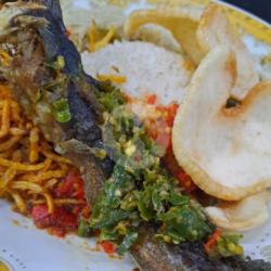 Nasi Gurih Ikan Lele