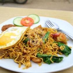 Mie Goreng Ayam Telur Ceplok