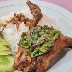 Nasi Ayam Sambel Ijo   Es Teh Manis