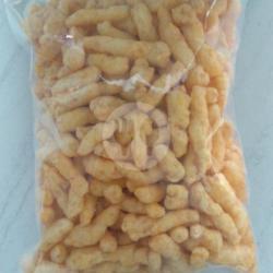 Stik Twist Cheetos Jagung Bakar 250gr