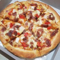 Pizza Deluxe Beef