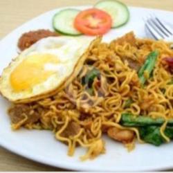 Bakmi Goreng Telur Satu