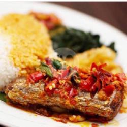 Nasi Ikan Tenggiri Balado