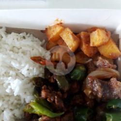 Paket Nasi Kentang, Orek, Daging